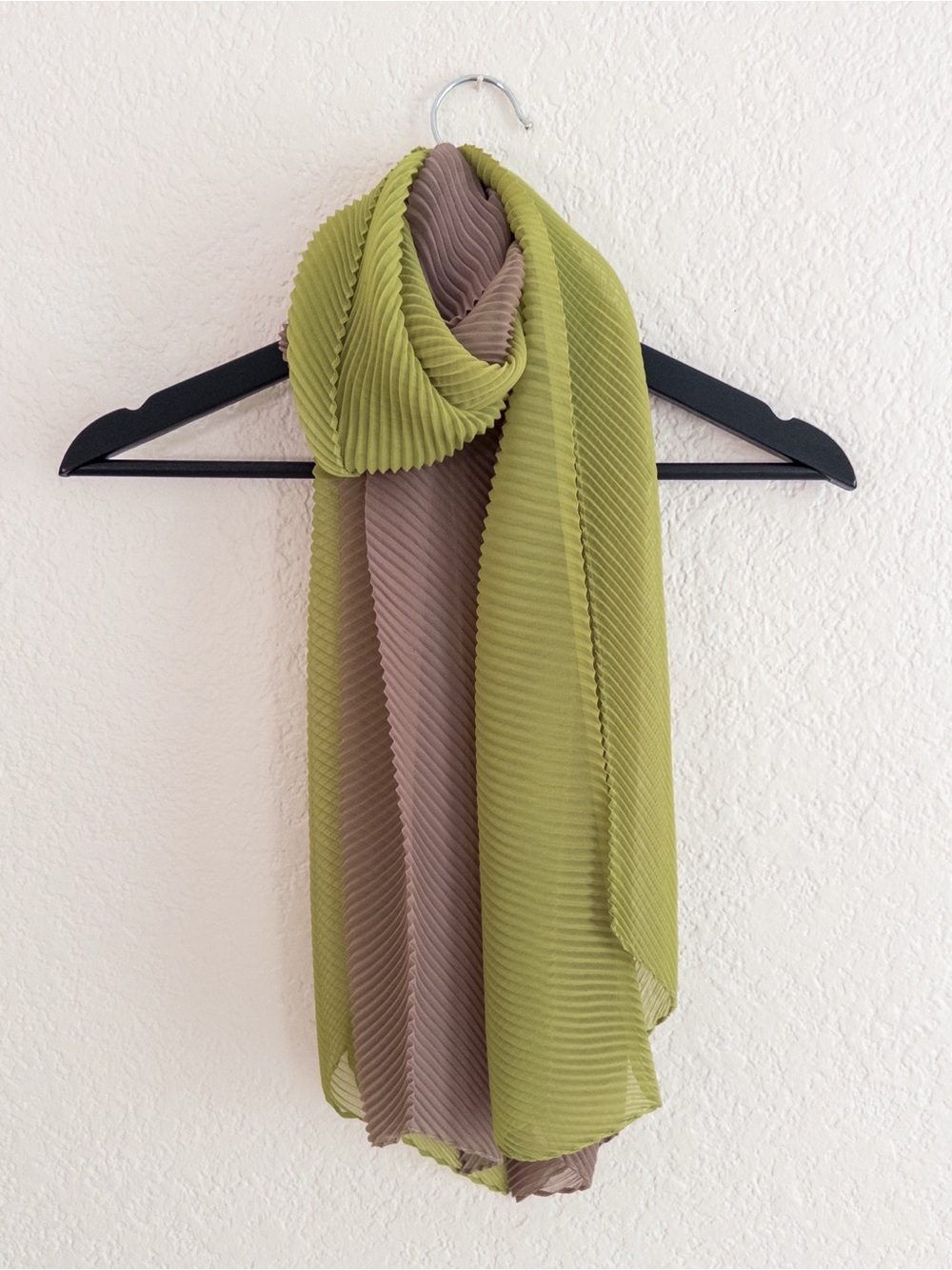 Green & Taupe Brown Pleated Scarf Miyake style